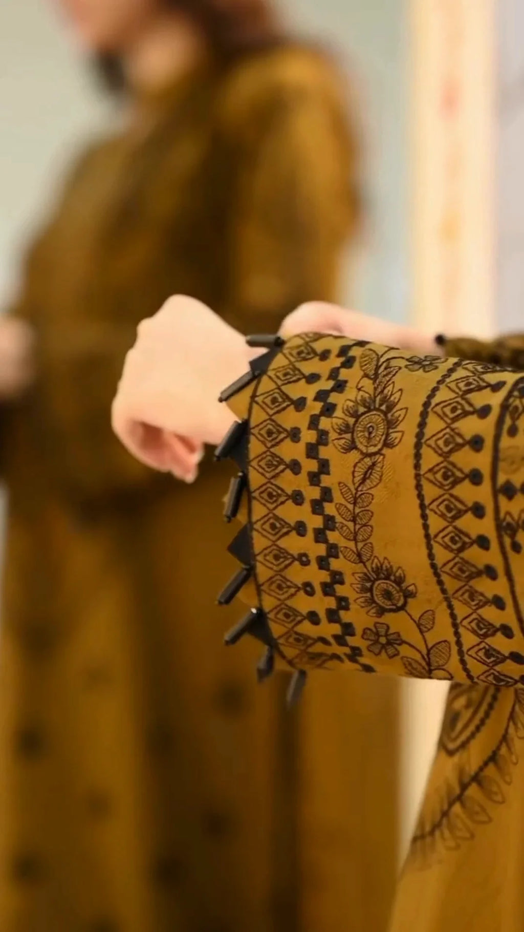 LIBAAS DHANAK EMB 3PC BS-702